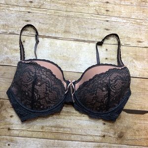 Victoria's Secret Demi Bra Lined With Underwire Nude And Gray Lace
